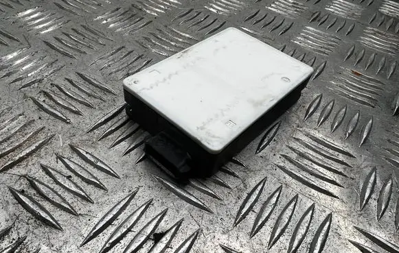 Mercedes-Benz GLC X253 C253 Blind spot module A0009058104 6208428 A0009028824