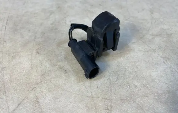 Mercedes-Benz G W461 W463 1st Gen Windshield washer spray nozzle A2038600147