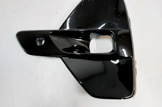 Volvo XC40 Front bumper lower grill 32347386