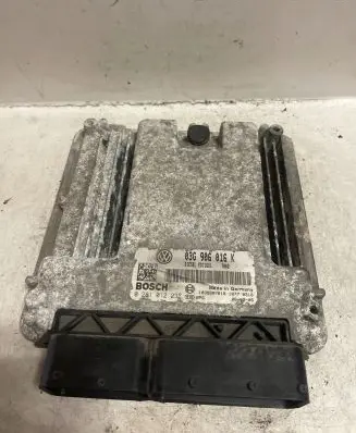 Skoda Octavia Mk2 (1Z) Engine control unit/module 03G906016K 1039S07818 0281012237