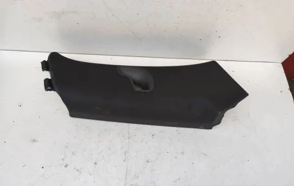 Porsche Cayenne (92A) (C) pillar trim 7P0867823
