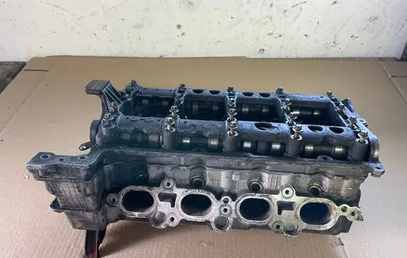 Mercedes-Benz E W211 Engine head R2710161201
