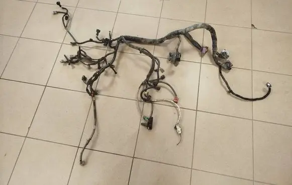Nissan NV200 Engine installation wiring loom 