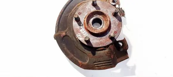 Mitsubishi Grandis Front wheel hub 