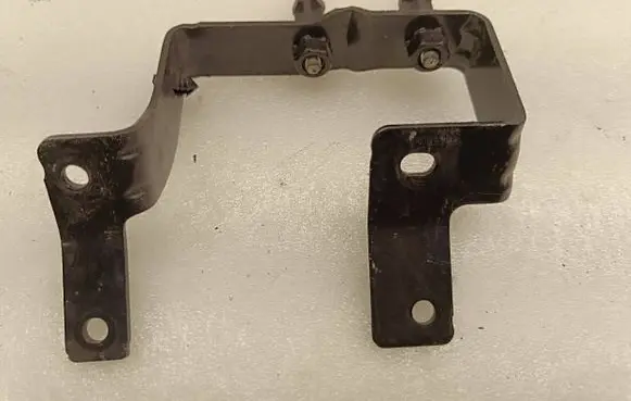 Dodge Durango Other engine bay part 05281389AC