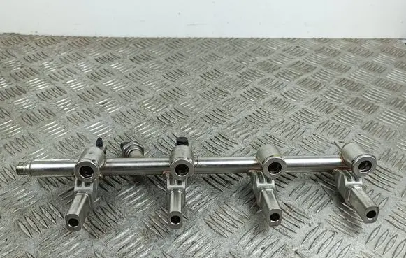 Alfa Romeo Stelvio Fuel main line pipe 50052930 04893628AC 2450906464