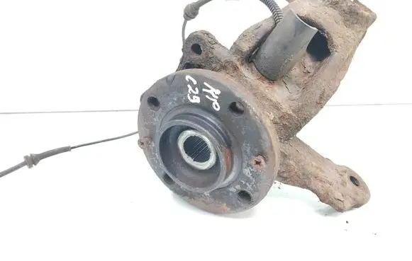 Peugeot 207 Front wheel hub spindle knuckle