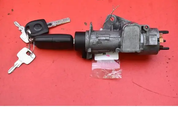 Seat Ibiza IV (6J,6P) Ignition lock 4B09058510