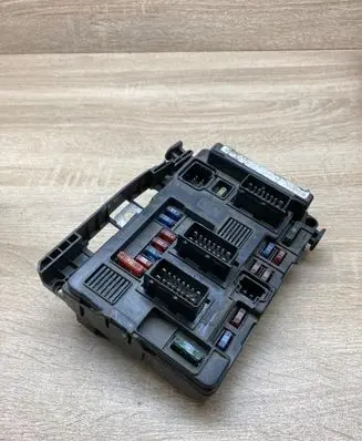 Citroen C5 Fuse module