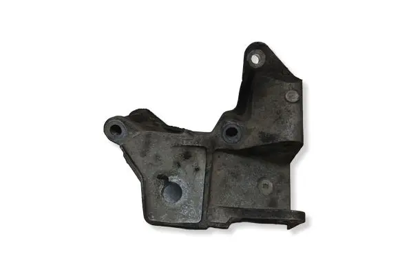Volvo XC70 Engine mounting bracket 6G926P096FC