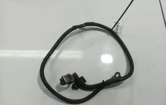 Volkswagen Bora Positive cable (battery) 