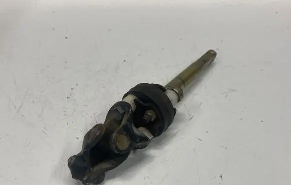 Nissan X-Trail T30 Steering column universal joint