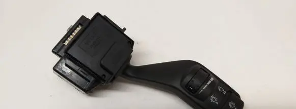 Ford Focus Wiper control stalk 4M5T17A553BD 17D940