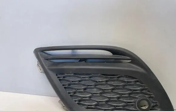 Volvo XC60 Front bumper lower grill 31290662