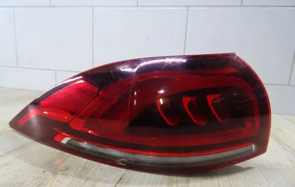 Mercedes-Benz GLE W167 Rear/tail lights A1679063104