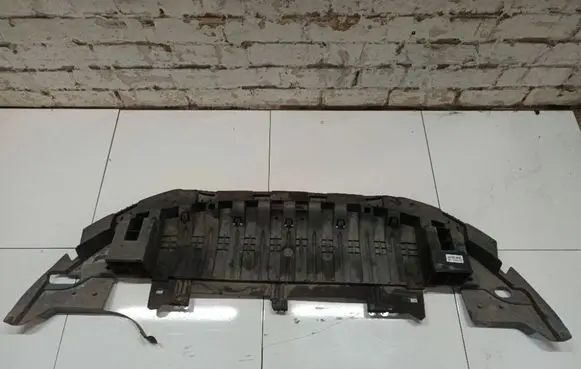 Renault Scenic III - Grand scenic III Engine splash shield/under tray