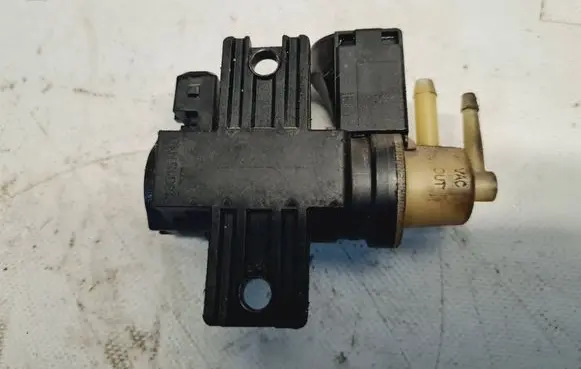 Opel Vivaro Turbo solenoid valve