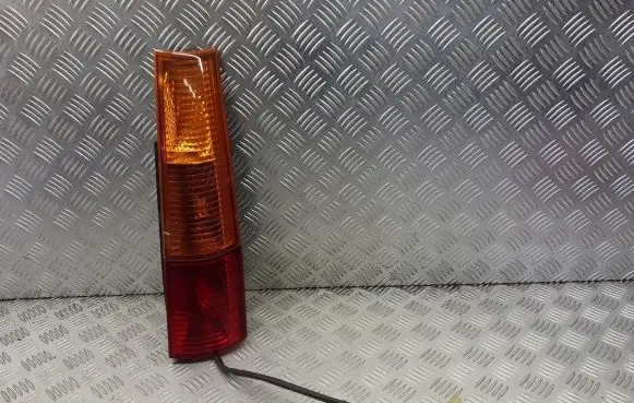 Suzuki Ignis Rear/tail lights E8013419