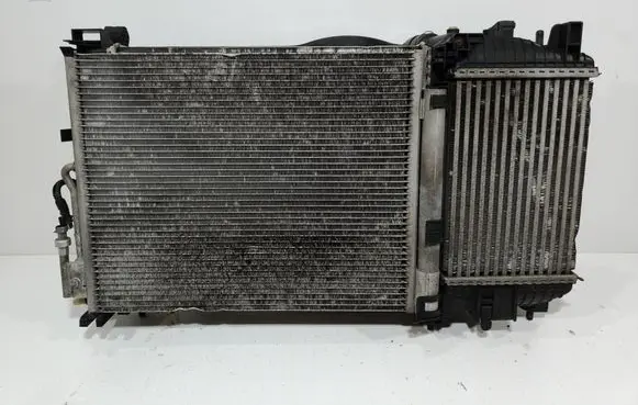 Opel Meriva B Coolant radiator 13330996
