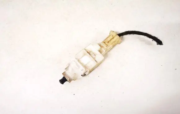 Alfa Romeo 147 Brake pedal sensor switch b365 46742974
