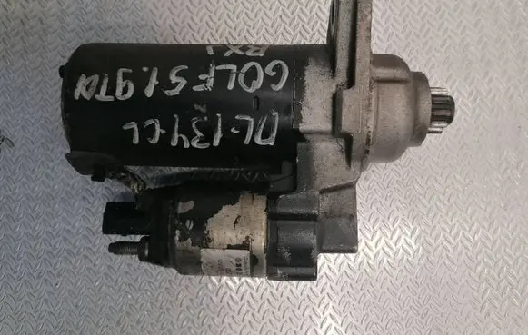 Volkswagen PASSAT B6 Starter motor 02Z911023FX
