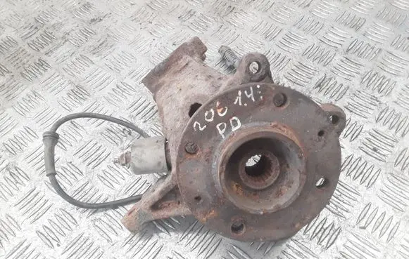 Peugeot 206 Front wheel hub spindle knuckle