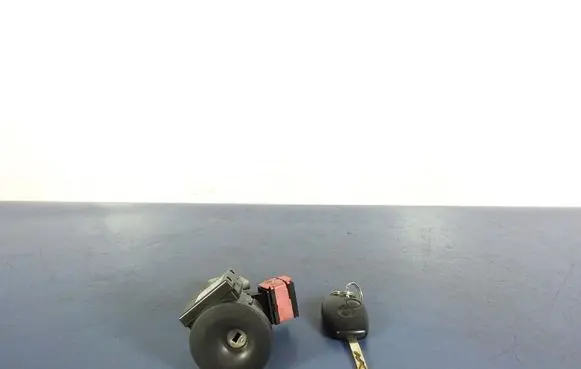 Renault Grand Modus Ignition lock N0502060