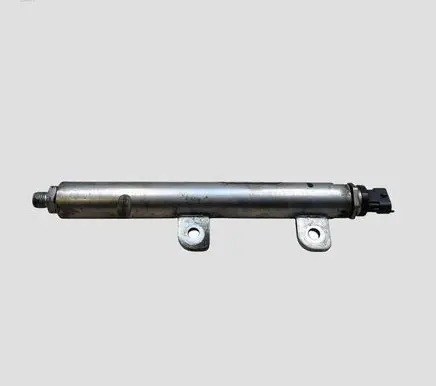 Jaguar XF X250 Fuel main line pipe 9X2Q9D280FA 0445216030