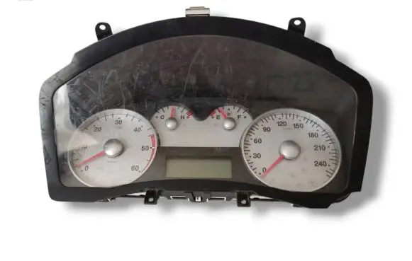 Ford Fusion Speedometer (instrument cluster) 51771190 1FCF10B885QA DB7TA