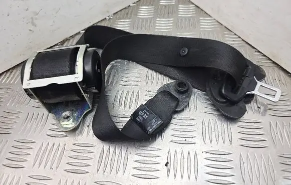 BMW 5 E60 E61 Front seatbelt 601630600 S1911004502X 9110045