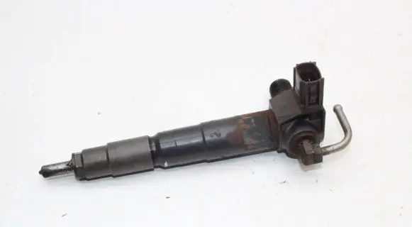 Subaru Outback (BS) Fuel injector 16613AA040