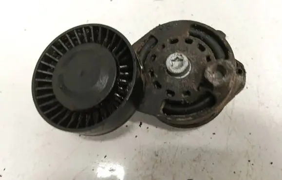 Audi A6 S6 C6 4F Generator/alternator belt tensioner 06e903133b