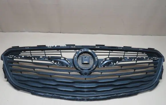 Opel Insignia B Front grill