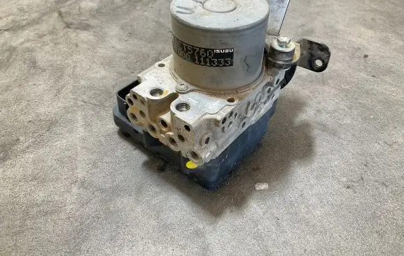 Isuzu D-Max ABS Pump 898232494 1330002970 ESC24WD