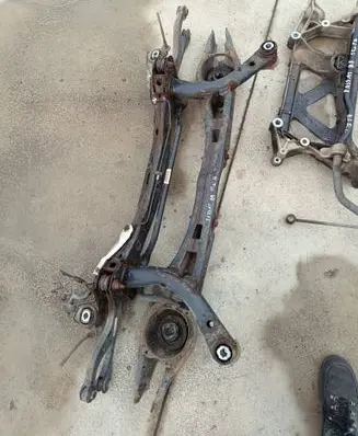 Volkswagen PASSAT B8 Rear subframe 