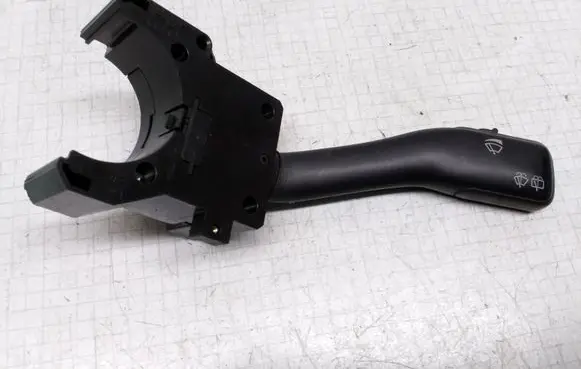 Volkswagen Golf IV Wiper control stalk 4B0953503F K0301202012