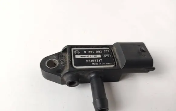 Saab 9-3 Ver2 Exhaust gas pressure sensor 0281002771 55198717