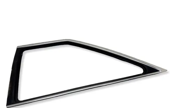 Ford Escort Rear door window/glass frame X6421LH