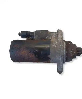 Volkswagen Polo IV 9N3 Starter motor 