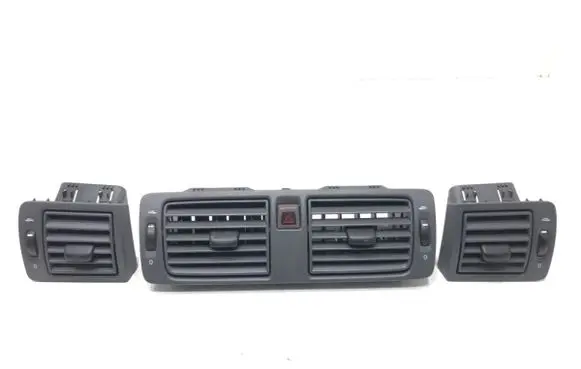 Volvo V50 Dashboard side air vent grill/cover trim Y01102