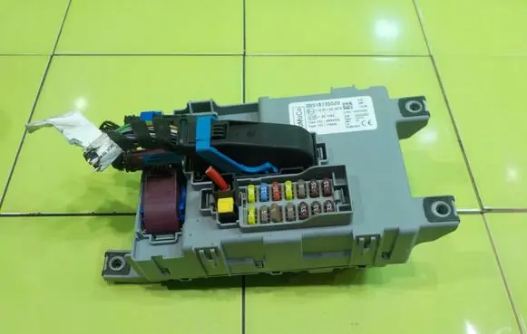 Ford Ka Fuse box set 28279483 BEZPIECZNIKOW