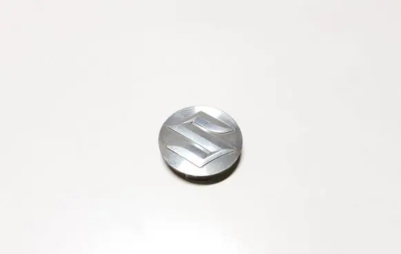 Suzuki Grand Vitara II Original wheel cap