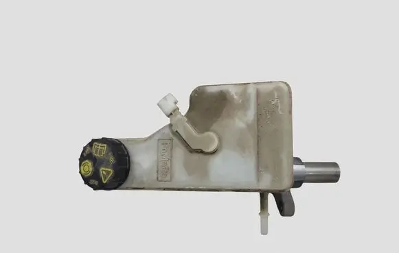 Ford Focus Master brake cylinder DV612140J A426K