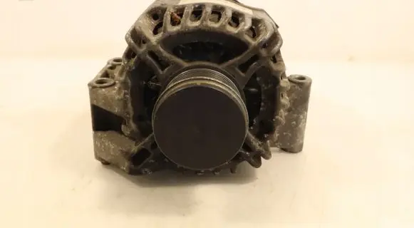 Opel Corsa D Generator/alternator 13222935