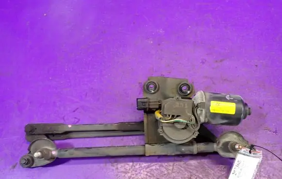 Hyundai Getz Front wiper linkage and motor 981001C100