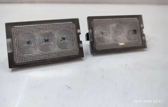 Land Rover Discovery 4 - LR4 Number plate light 