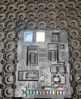 Citroen C4 Grand Picasso Fuse module 216761594