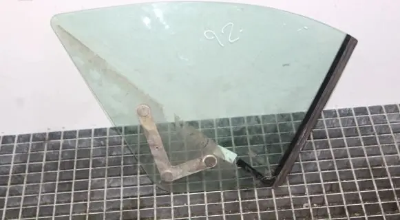 Audi A4 S4 B7 8E 8H Rear side window 8H0845300
