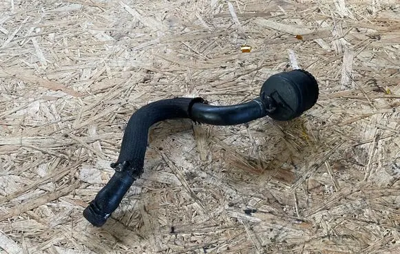 Peugeot 807 Engine coolant pipe/hose