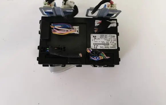 Nissan Leaf II (ZE1) Fuse module 116RAI000258